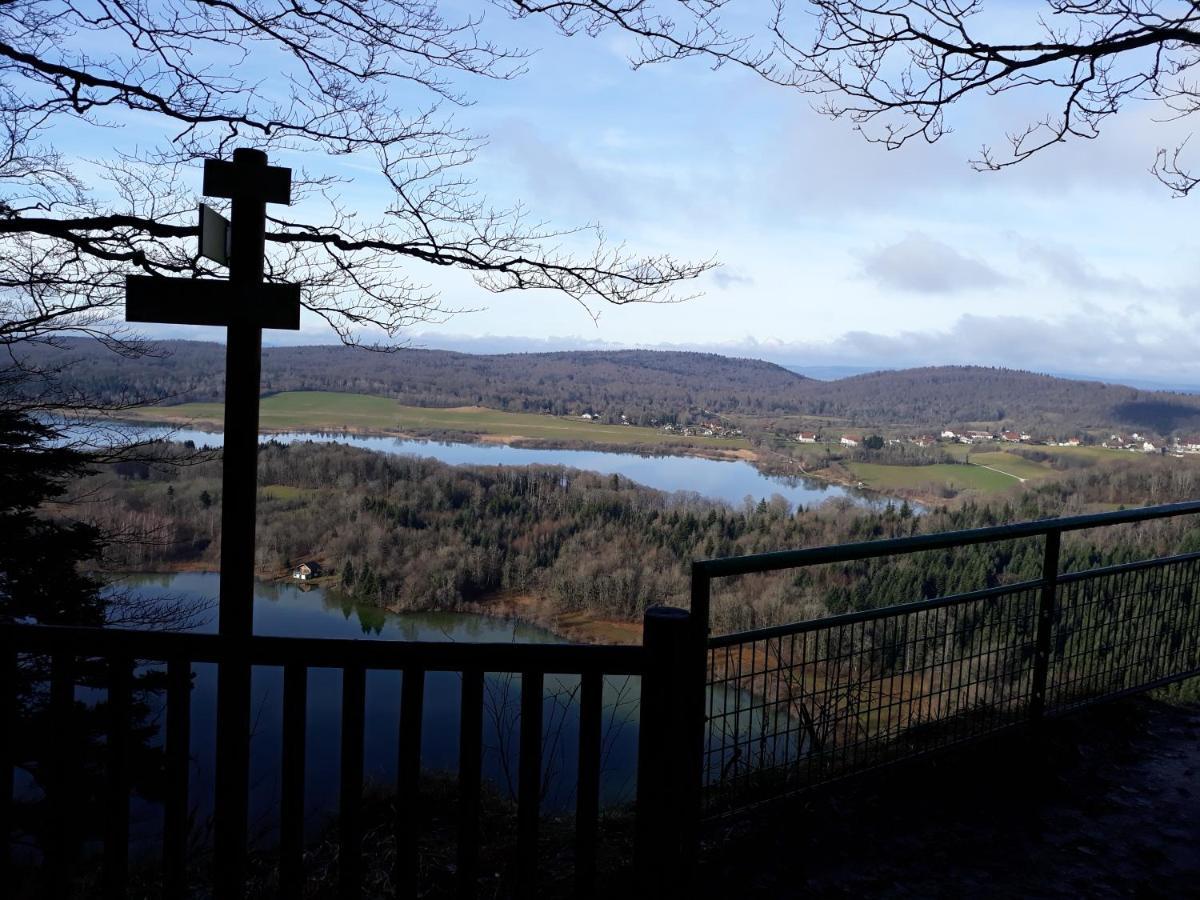 Entre Lacs Et Montagnes , Maison Individuelle,Lits Prepares, Parking Et Menage Inclus Baresia-sur-l'Ain Exteriör bild