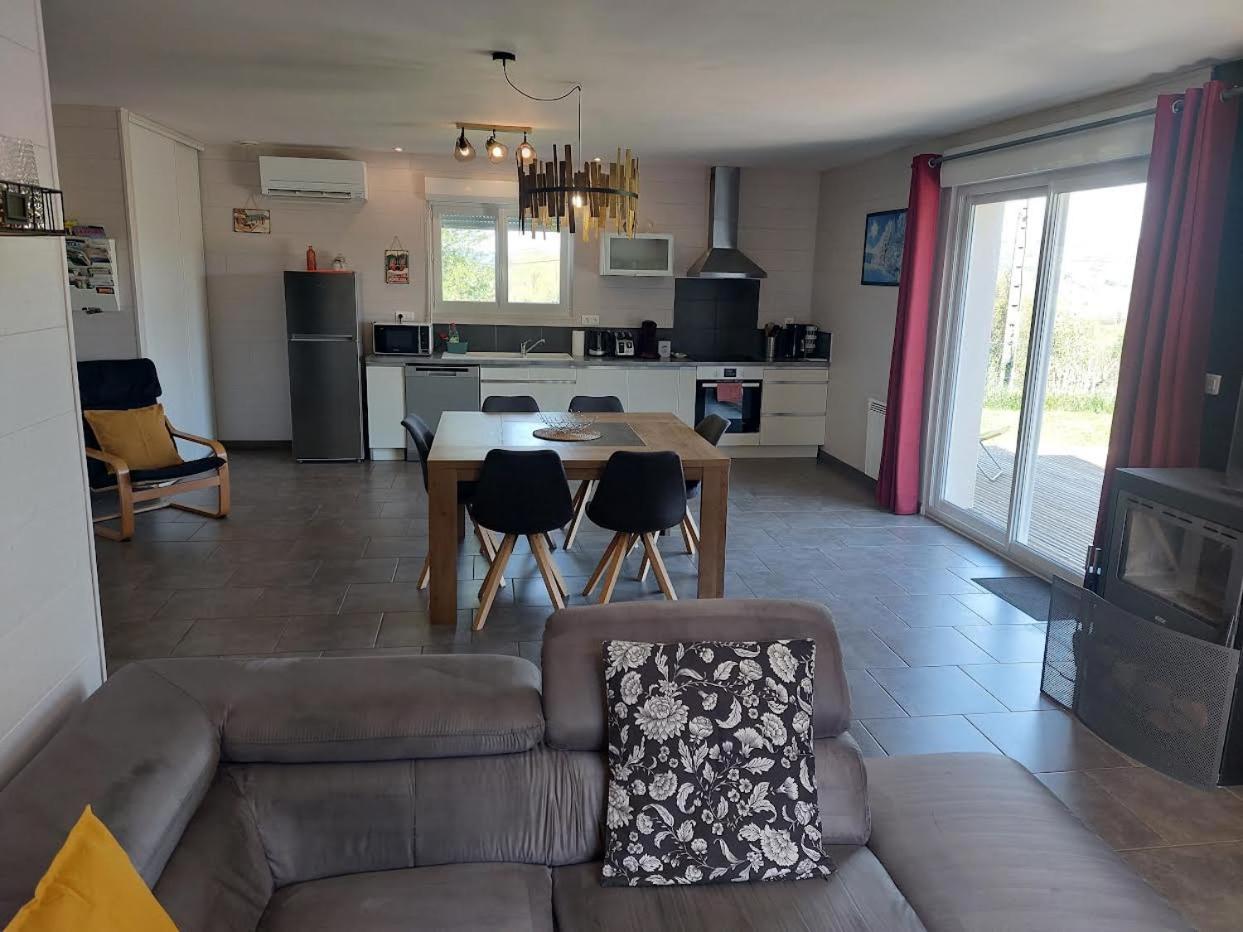Entre Lacs Et Montagnes , Maison Individuelle,Lits Prepares, Parking Et Menage Inclus Baresia-sur-l'Ain Exteriör bild